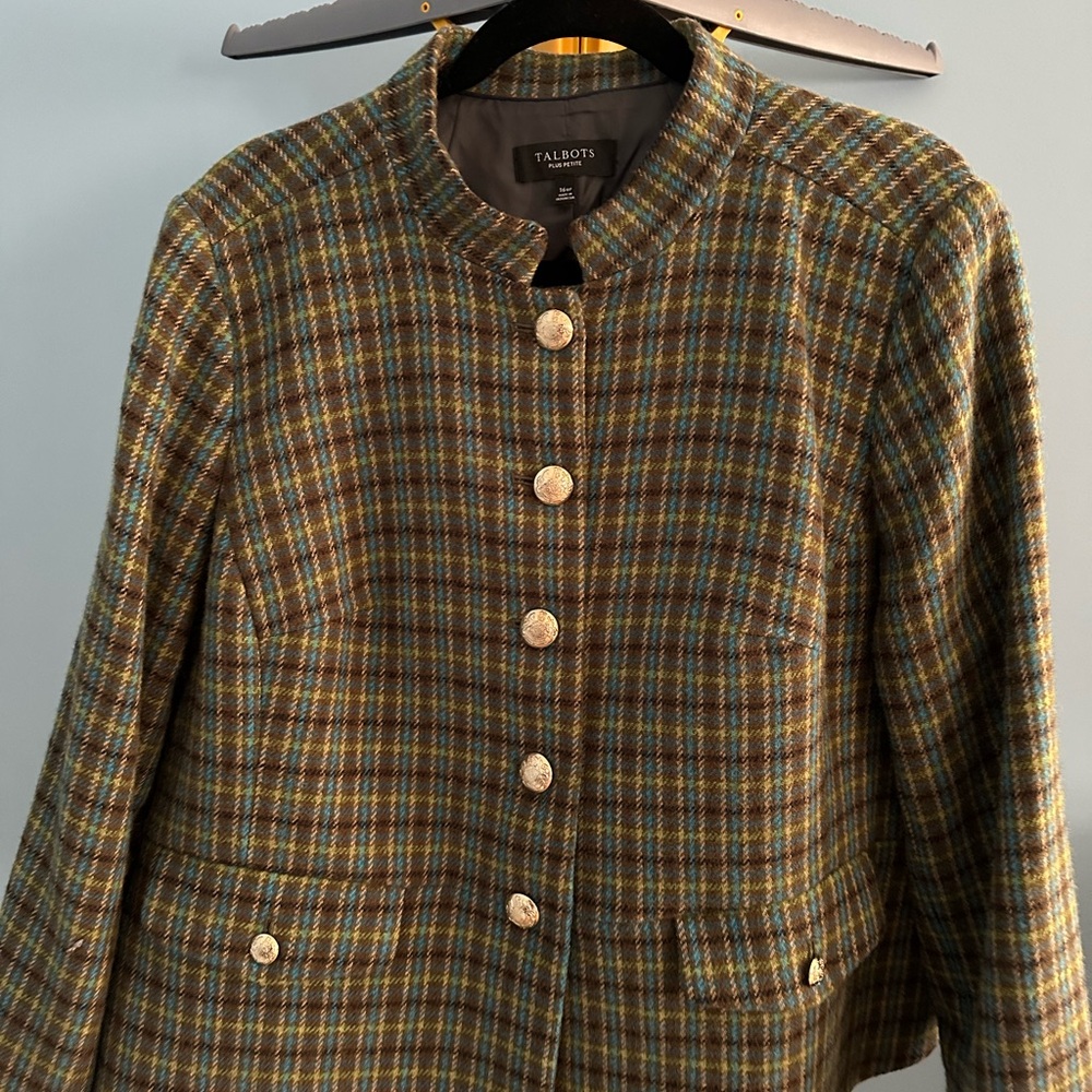 Talbots, size 16P, green and burgundy